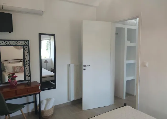 Dimitra's 4 Klm Away From Chora