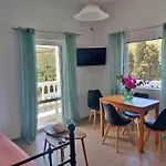 Dimitra's 4 Klm Away From Chora Apartment Stenies