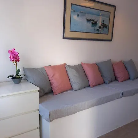 Dimitra's 4 Klm Away From Chora Steniaí